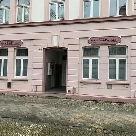 Best-Preis Fewo Rathausblick 2 - Zentrale Lage In Wittenberge - 2 Personen - Einzelzimmer - Vollausstattung - Wlan / Prime & Self-Check-In Esterno foto