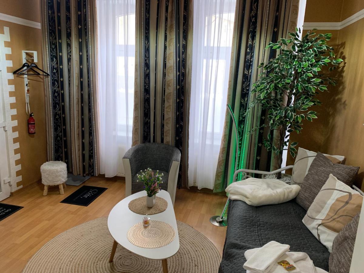 Best-Preis Fewo Rathausblick 2 - Zentrale Lage In Wittenberge - 2 Personen - Einzelzimmer - Vollausstattung - Wlan / Prime & Self-Check-In Esterno foto