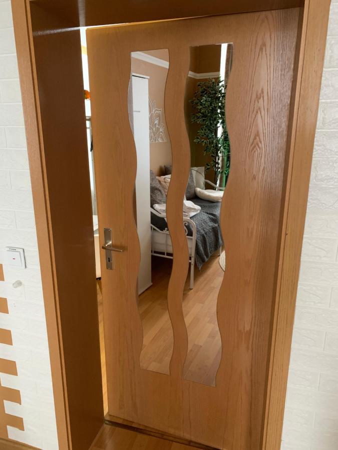 Best-Preis Fewo Rathausblick 2 - Zentrale Lage In Wittenberge - 2 Personen - Einzelzimmer - Vollausstattung - Wlan / Prime & Self-Check-In Esterno foto