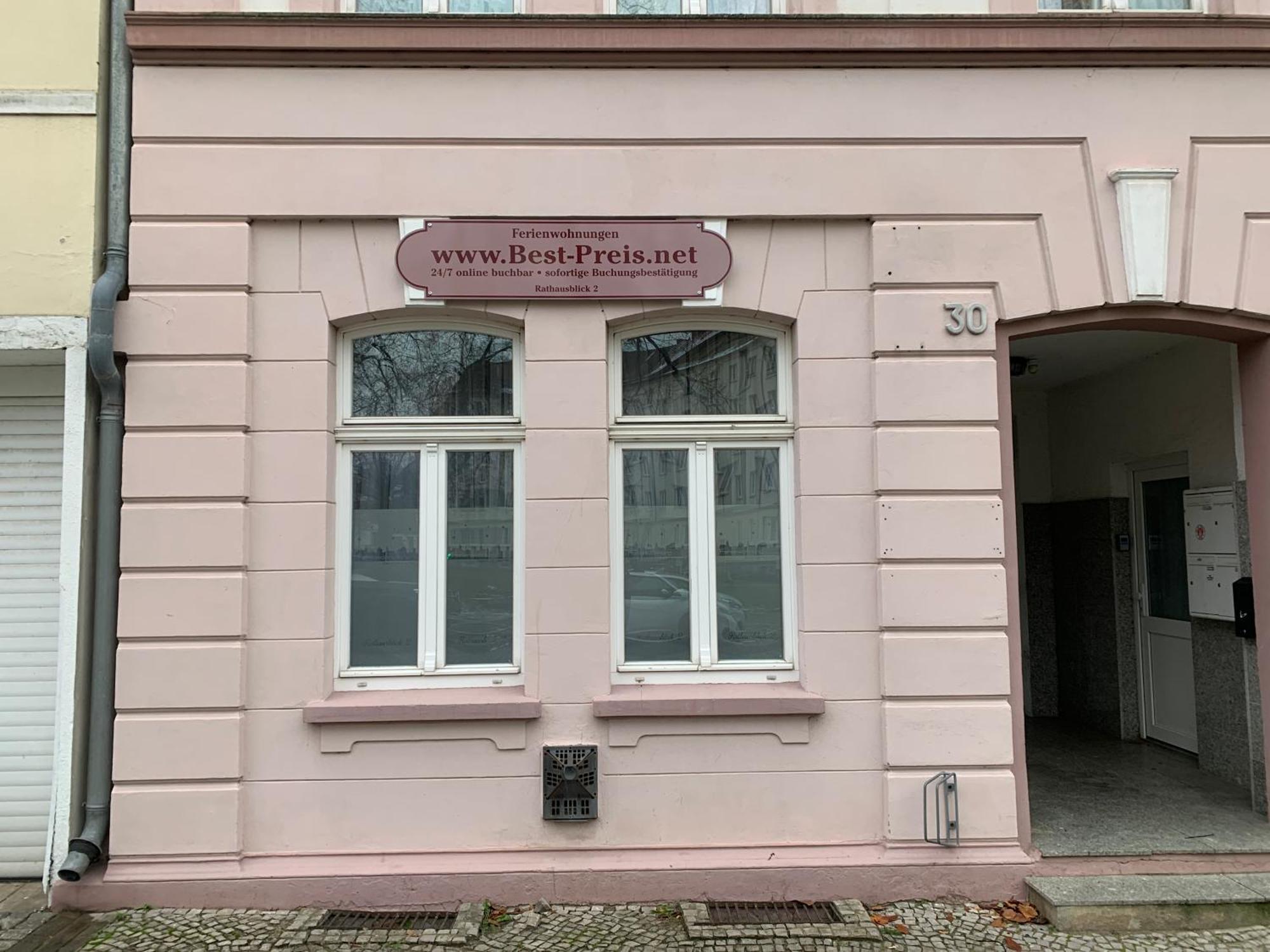 Best-Preis Fewo Rathausblick 2 - Zentrale Lage In Wittenberge - 2 Personen - Einzelzimmer - Vollausstattung - Wlan / Prime & Self-Check-In Esterno foto