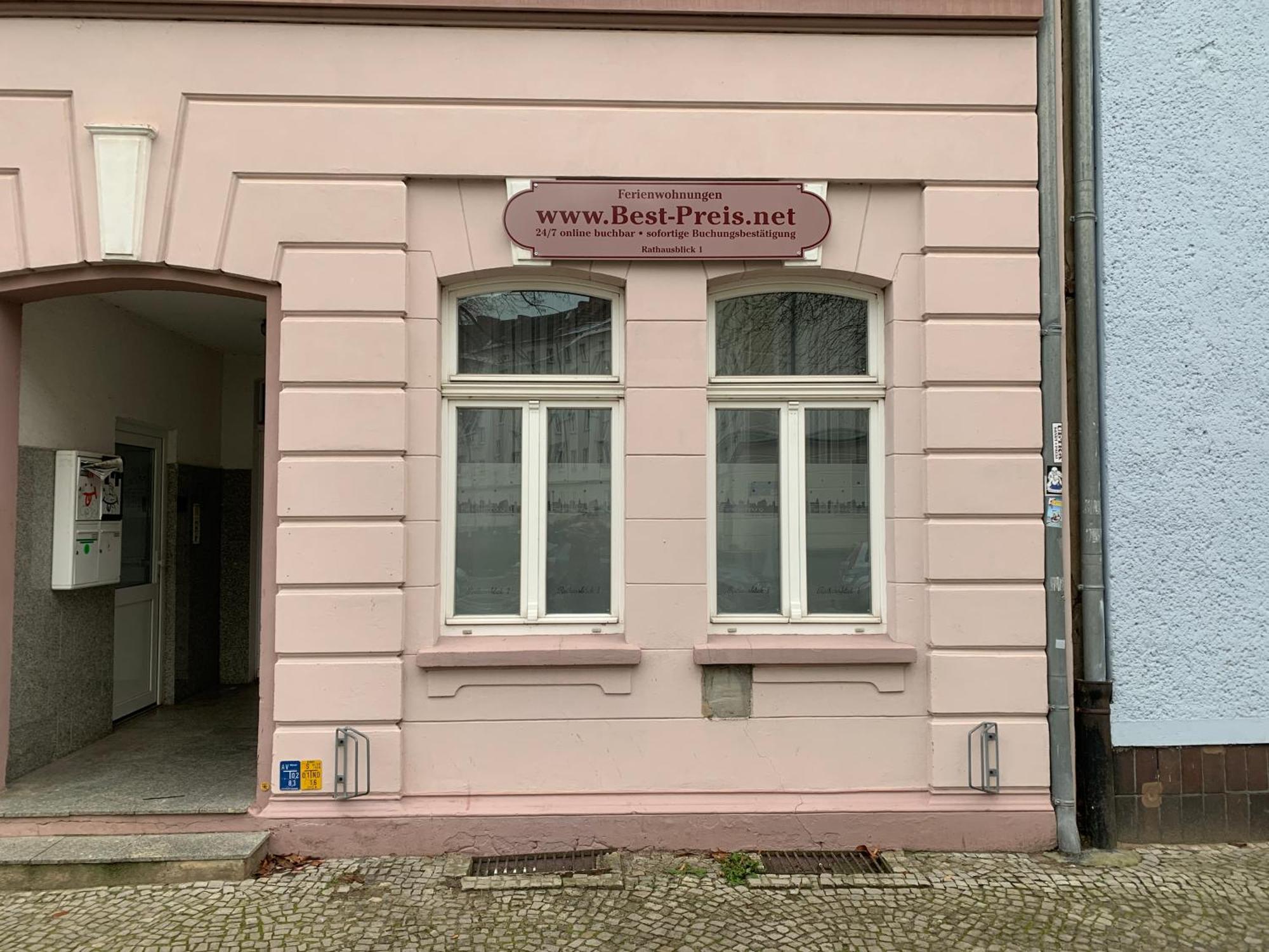 Best-Preis Fewo Rathausblick 2 - Zentrale Lage In Wittenberge - 2 Personen - Einzelzimmer - Vollausstattung - Wlan / Prime & Self-Check-In Esterno foto